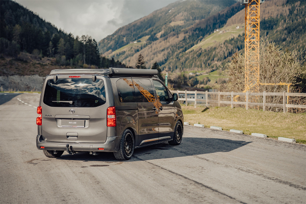 8x17 Twin-Monotube-Projekt-AT1 Alufelgen in schwarz für Citroen Jumpy / Spacetourer V